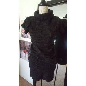 Turtle Neck Short Sleeve Sweater